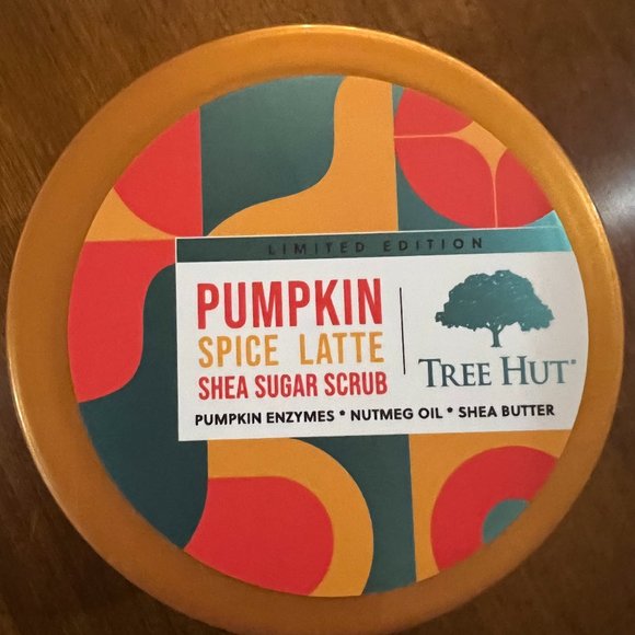 Tree Hut - Pumpkin Spice Latte Sugar Body Scrub - Fall 2023 Limited Edition - Picture 2 of 2